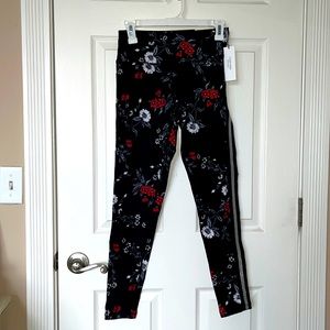 Calvin Klein performance black/floral design workout leggings. NWT